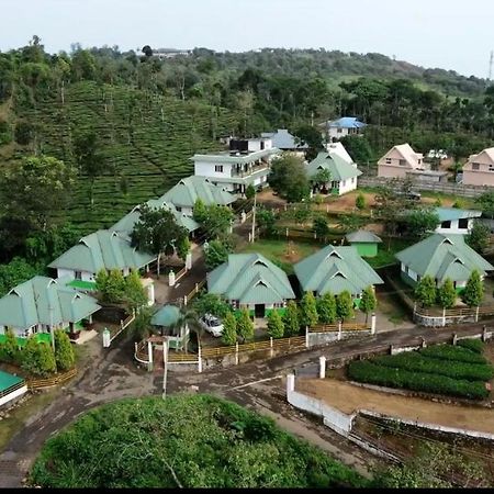 Moss Adams Inn Vagamon Bagian luar foto