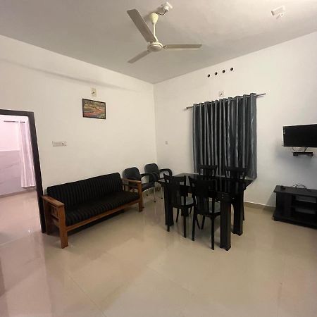 Moss Adams Inn Vagamon Bagian luar foto