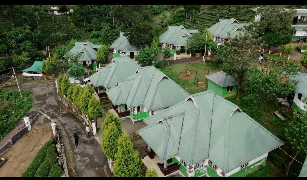 Moss Adams Inn Vagamon Bagian luar foto